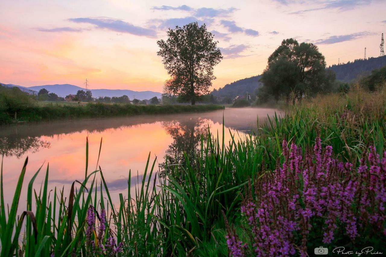 Apartman F&F Otočac Exteriér fotografie